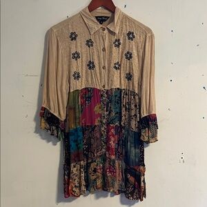 Young Threads Long Sleeve Patchwork Floral Boho Tunic-Style Blouse Medium
